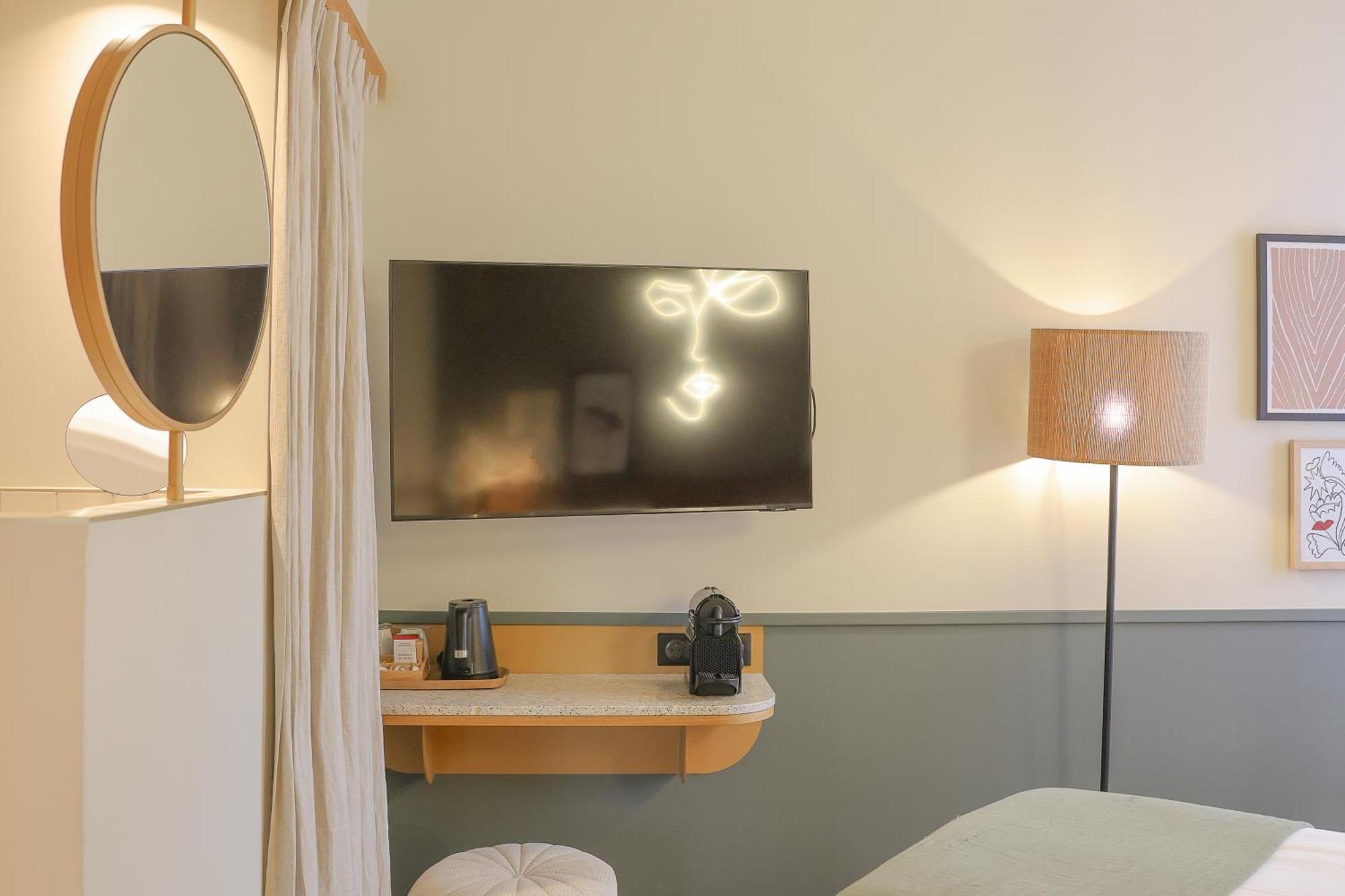 Bloom House Hotel & Spa Paris Bagian luar foto
